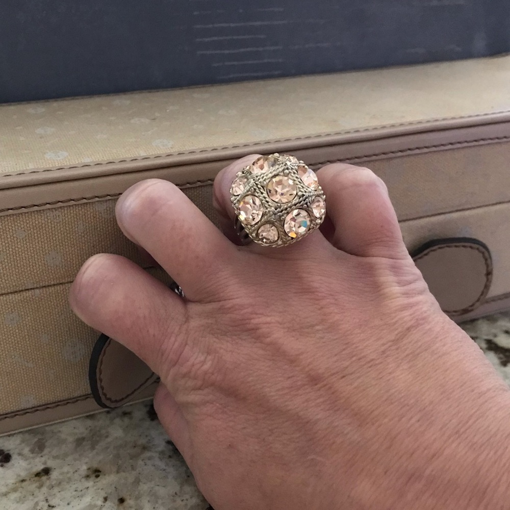 Large Gold Ring w/ Peach Giltz Crystals